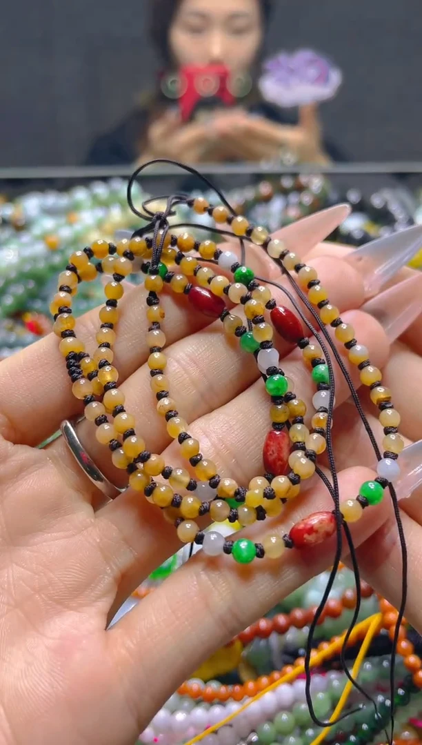 颈饰未镶嵌翡翠3MM