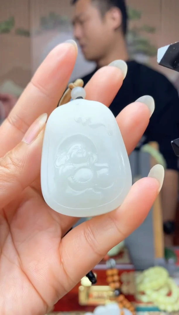 颈饰未镶嵌和田玉拍一发一