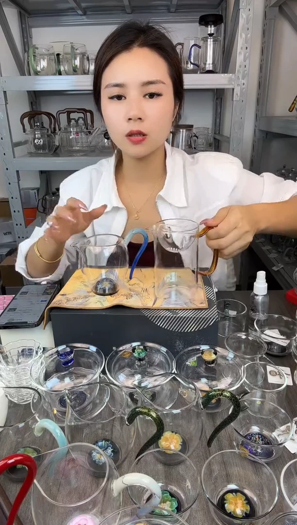 手工艺品玻璃?***೨禾器 蓝斑斓公道杯 孤品