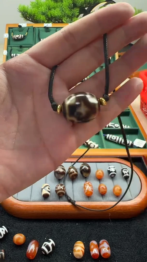 玛瑙/玉髓（覆膜）颈饰未镶嵌68（微瑕随机发货）