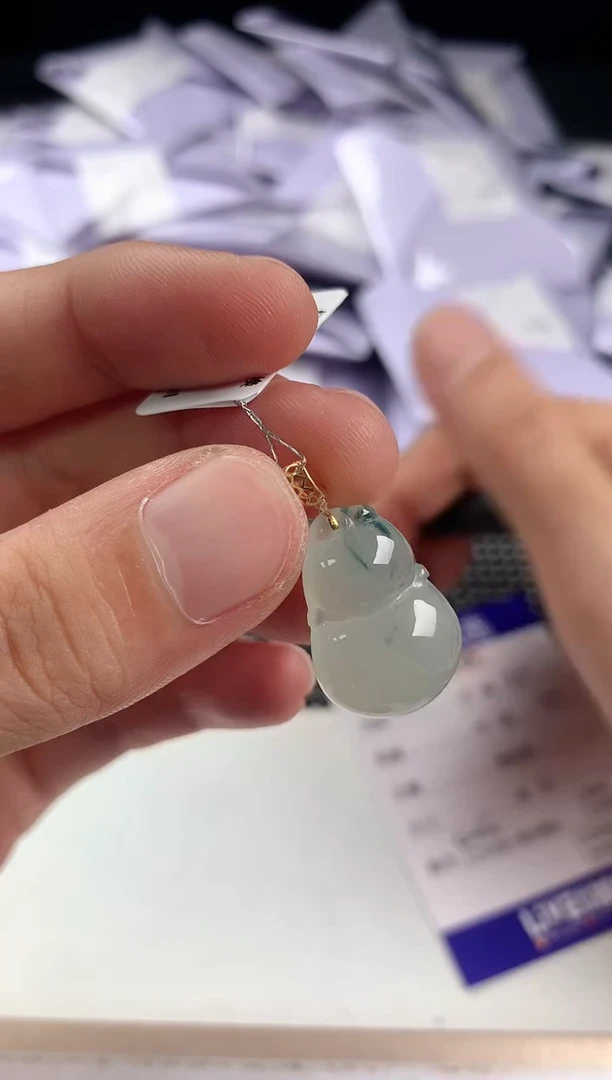 颈饰18K金镶嵌翡翠D****丹34