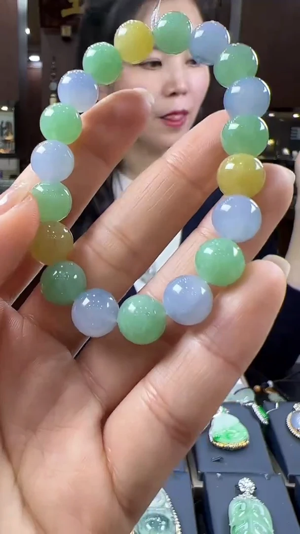 【闪购商品】翡翠挂件未镶嵌手串