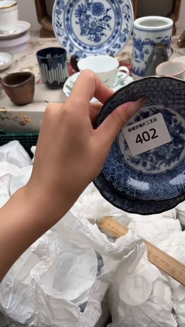 瓷片猴*困K         402