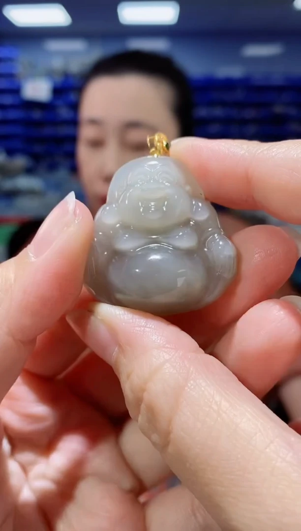 吊坠(不含链)18K金镶嵌和田玉DZ3652