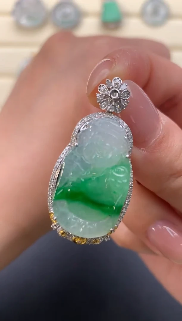 【闪购商品】翡翠颈饰18K金镶嵌X198