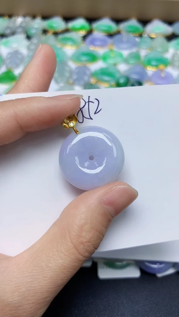 翡翠未镶嵌颈饰 天然缅甸翡翠A货