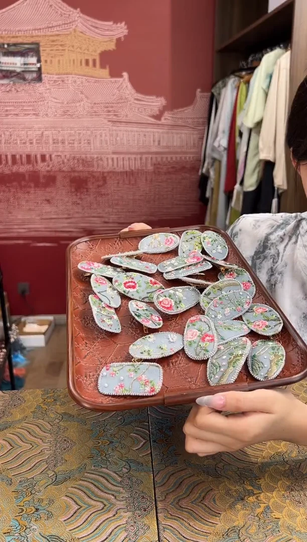 刺绣苏法绣小边夹