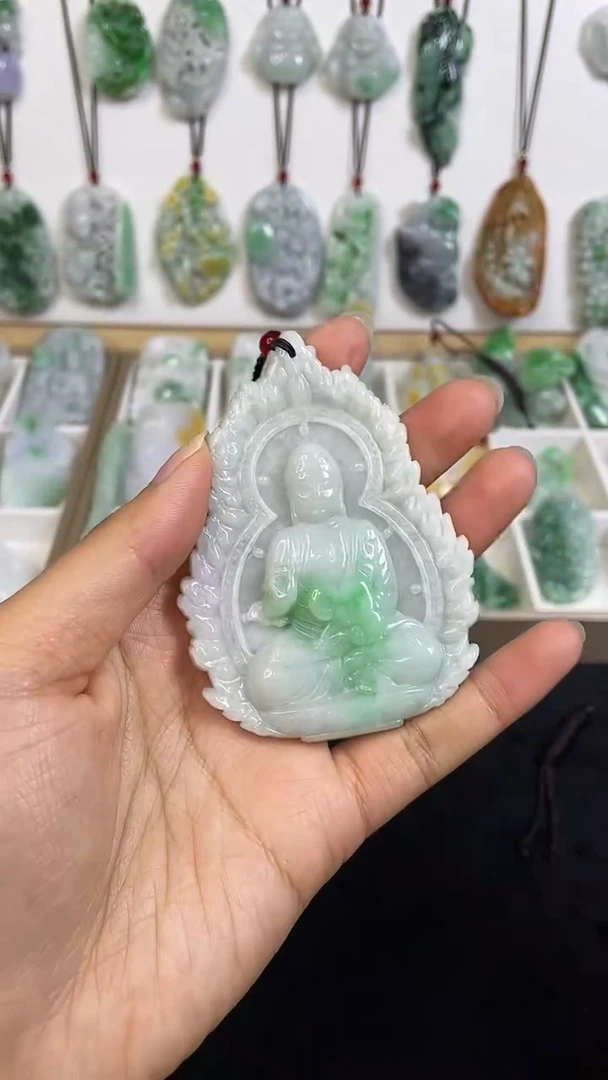 颈饰未镶嵌翡翠1