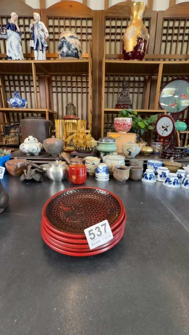 摆件  注意：回流商品，默认有瑕，不退不换。