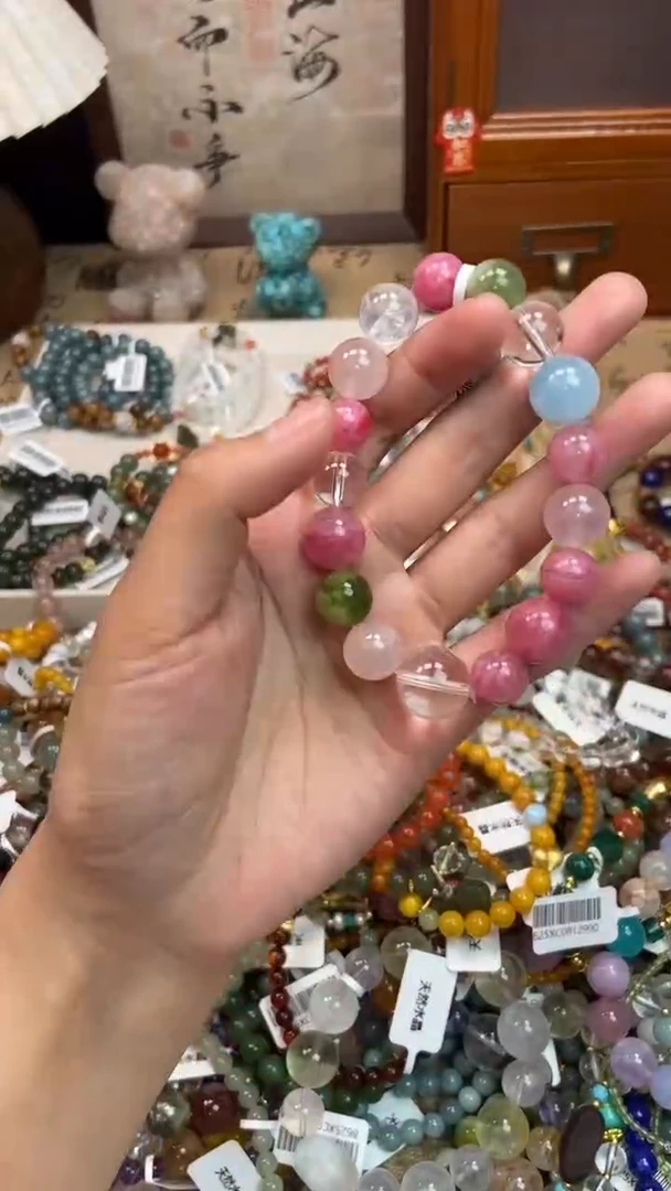 未镶嵌蔷薇辉石手饰350