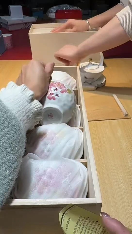瓷片生活的本意是开心啊@@1