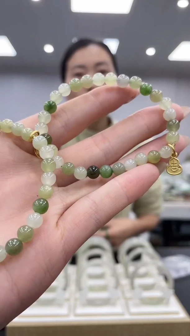【闪购商品】和田玉手串未镶嵌多样性拍一发一多宝6mm