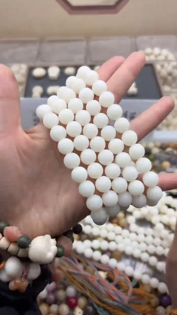 【闪购商品】白玉菩提手串10厘白玉圆珠108颗