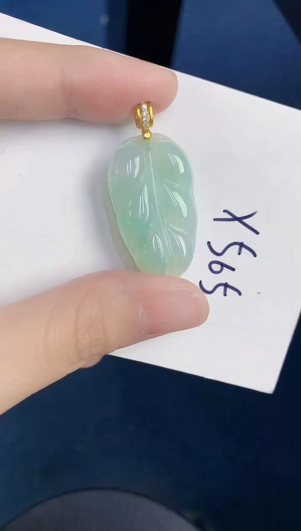 颈饰未镶嵌翡翠天然翡翠缅甸A货