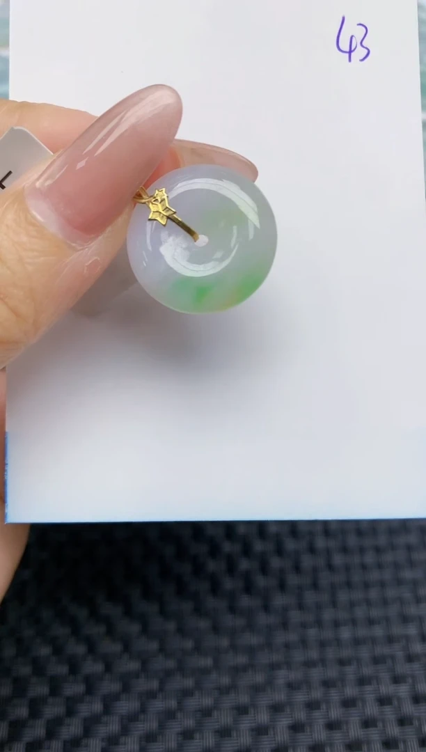 【闪购商品】翡翠颈饰18K金镶嵌天然A货翡翠 43