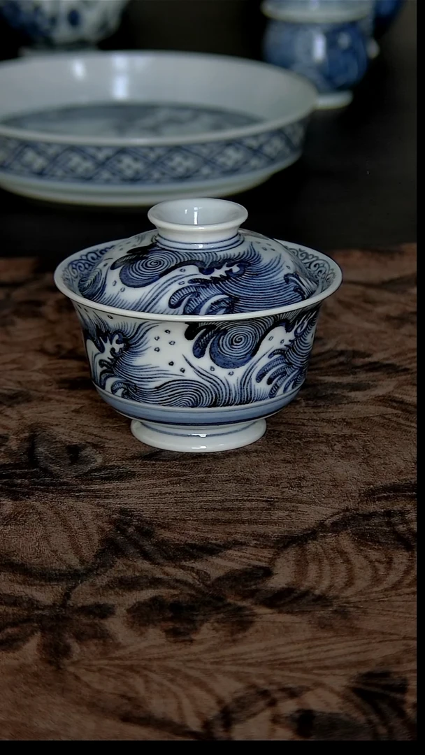 其他瓷海浪马蹄盖碗