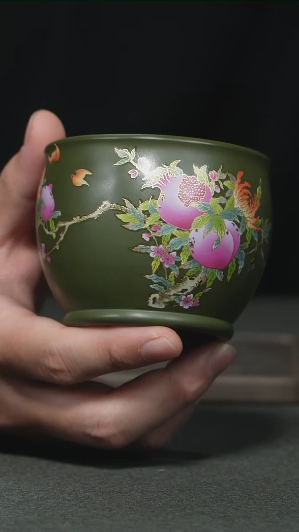 【闪购商品】紫砂茶杯绿泥珐琅彩寿桃石榴