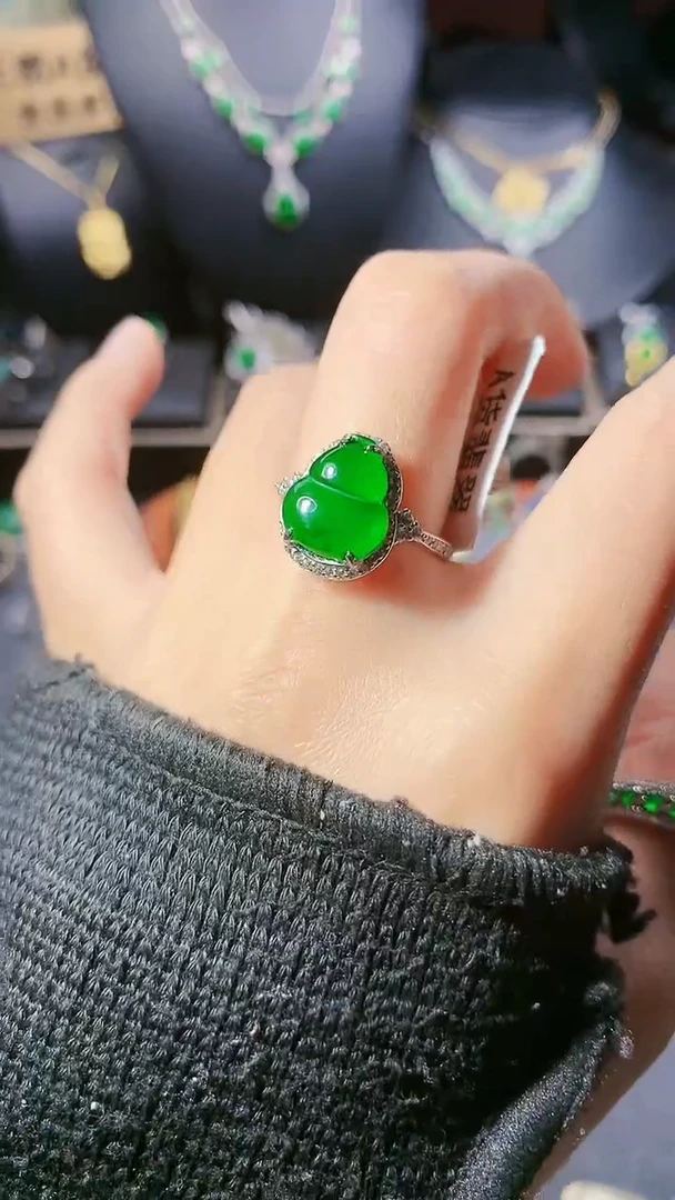 【闪购商品】翡翠戒指银S925镶嵌戒指