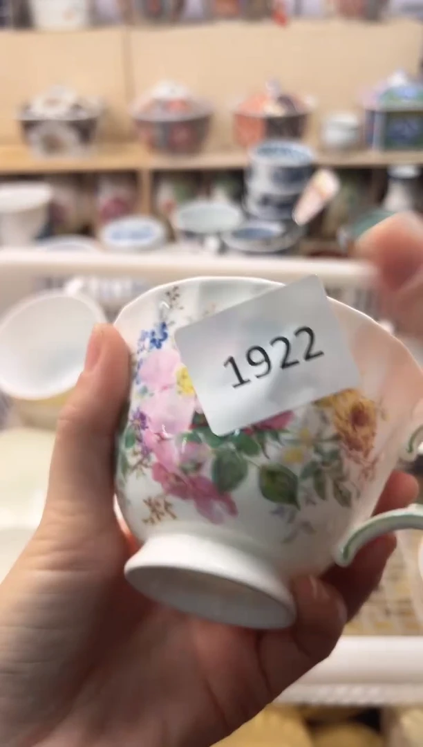 瓷片杨*3777739904524615852