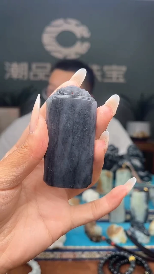 未镶嵌和田玉挂件1