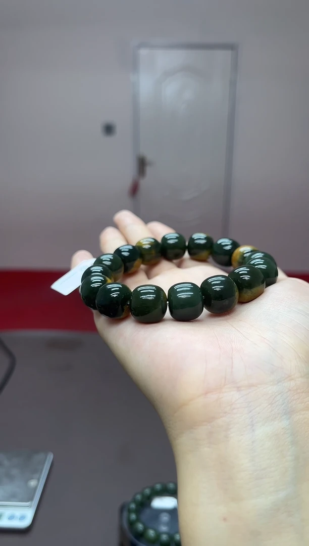 未镶嵌手链岫岩河磨玉（透闪石质玉）编号19