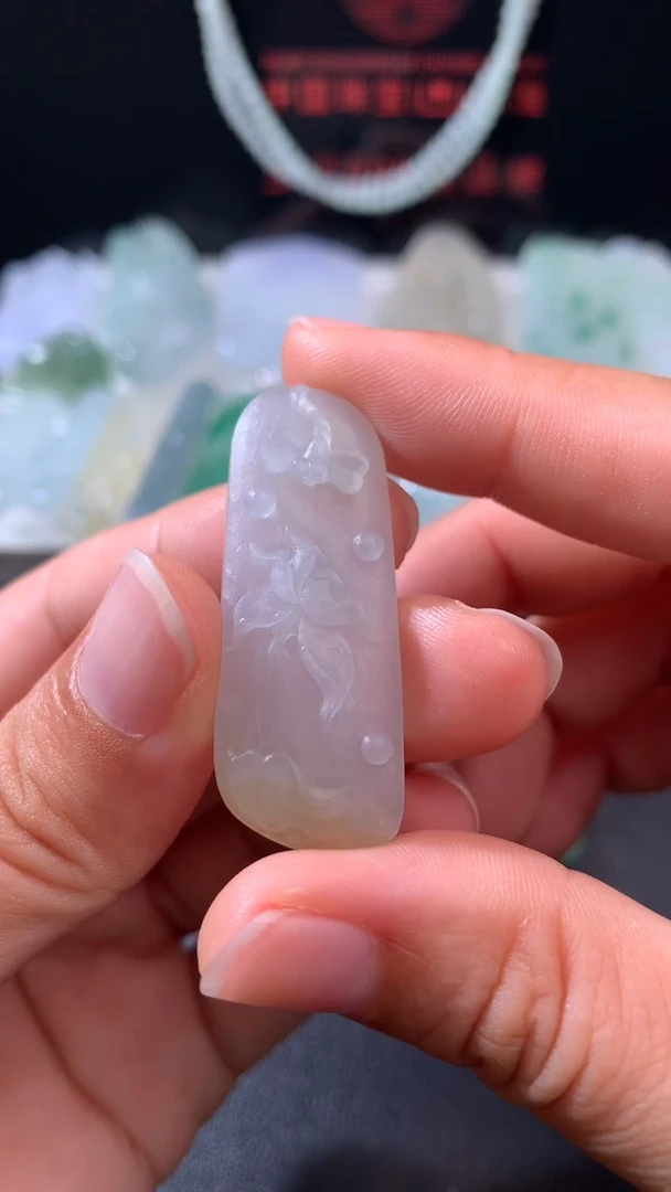 未镶嵌定制翡翠