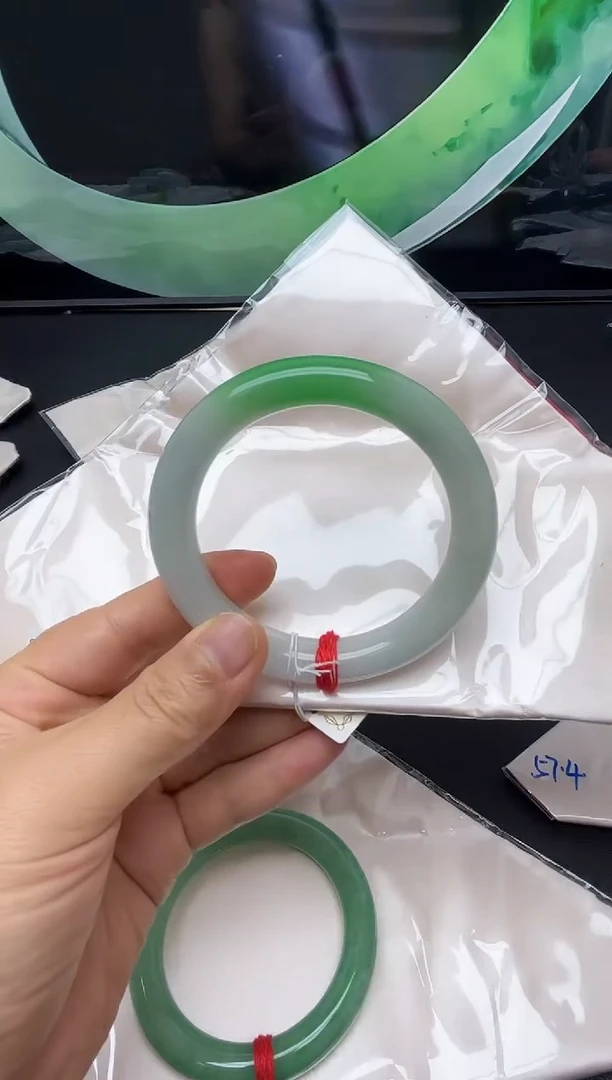 以实物为准  拍那个发那个