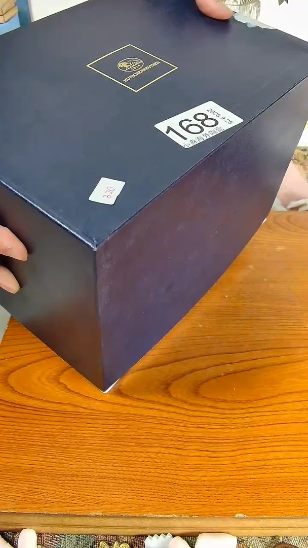 瓷片生**?小淼海外陶瓷工艺品