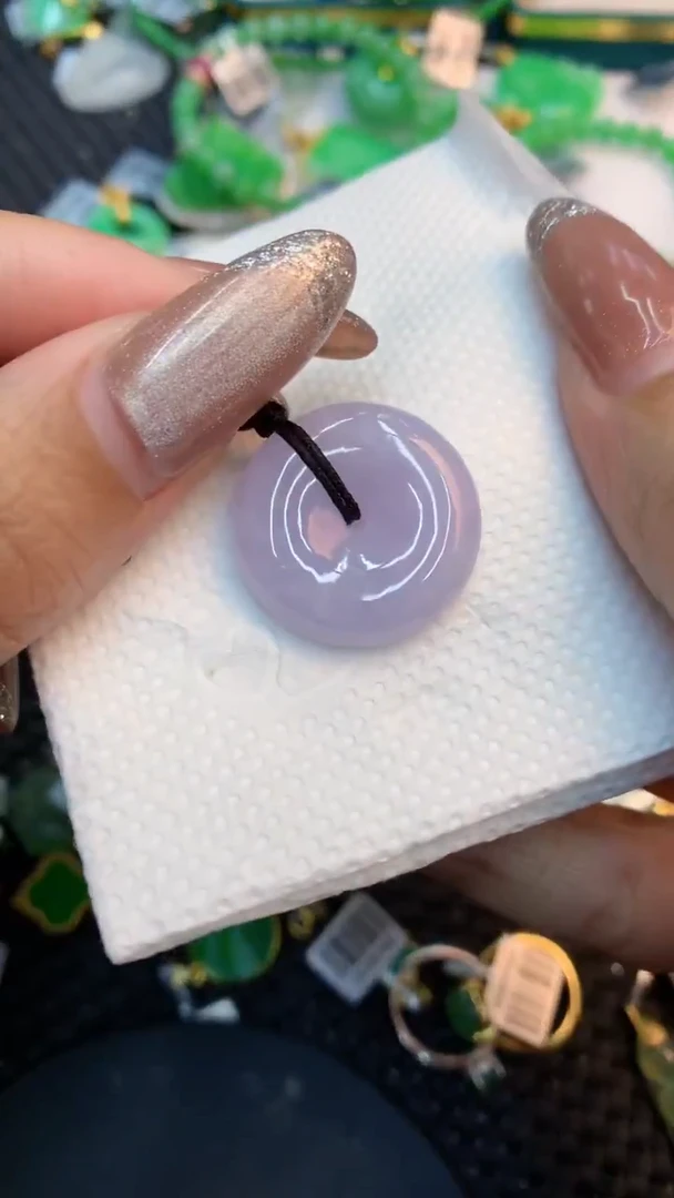 颈饰未镶嵌翡翠1