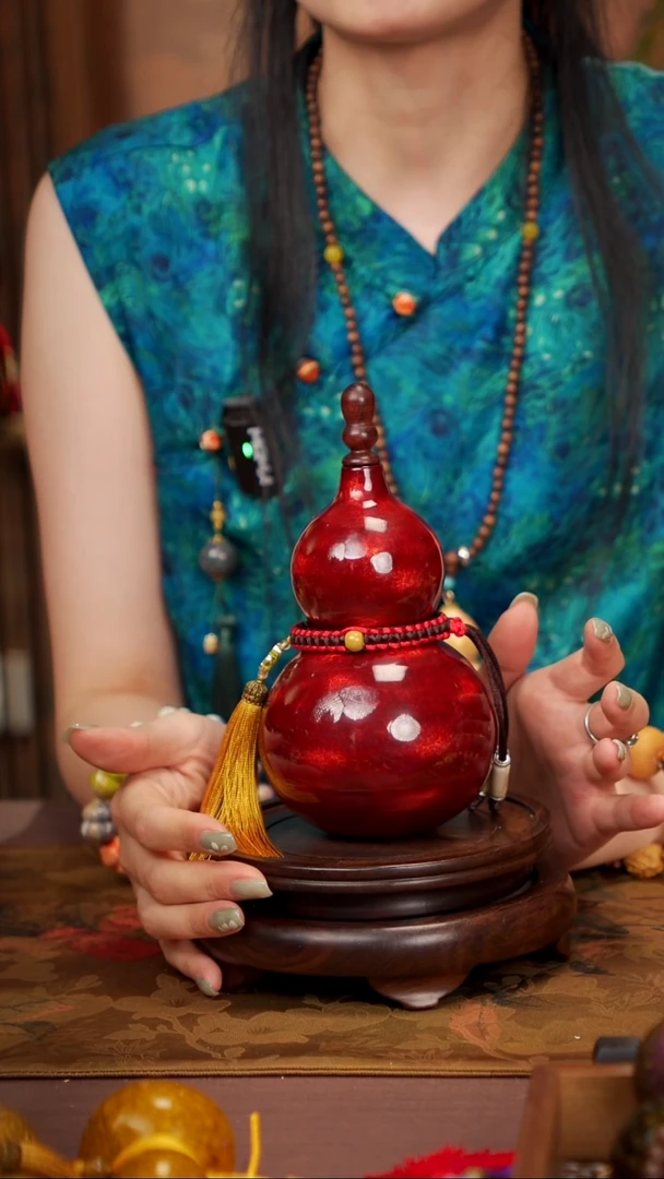 王*230易林高端工艺大漆酒葫芦--1988