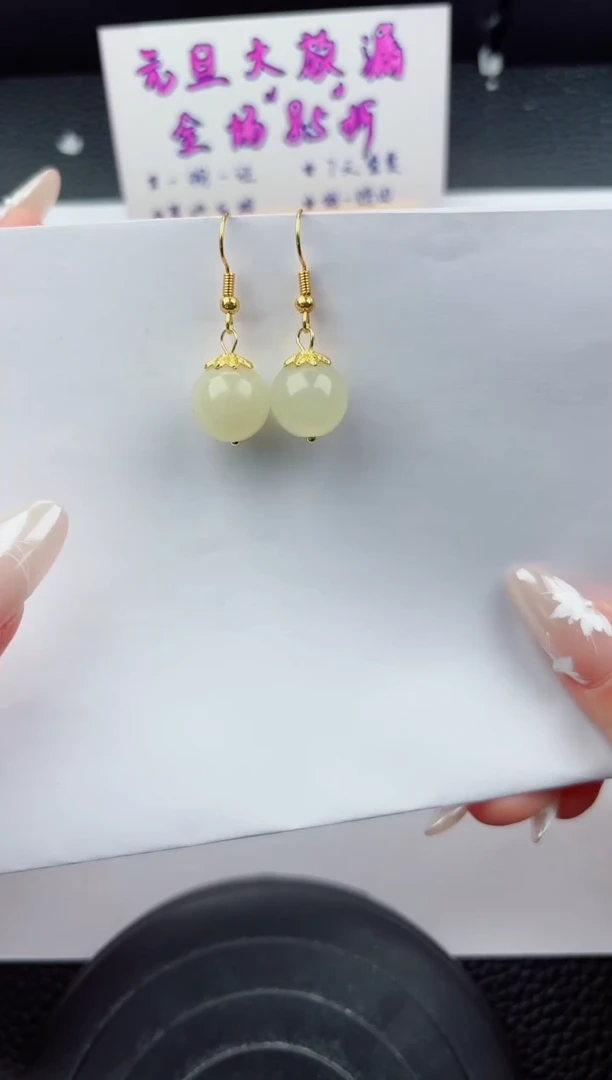 未镶嵌石英质玉耳坠嗨购微色差T