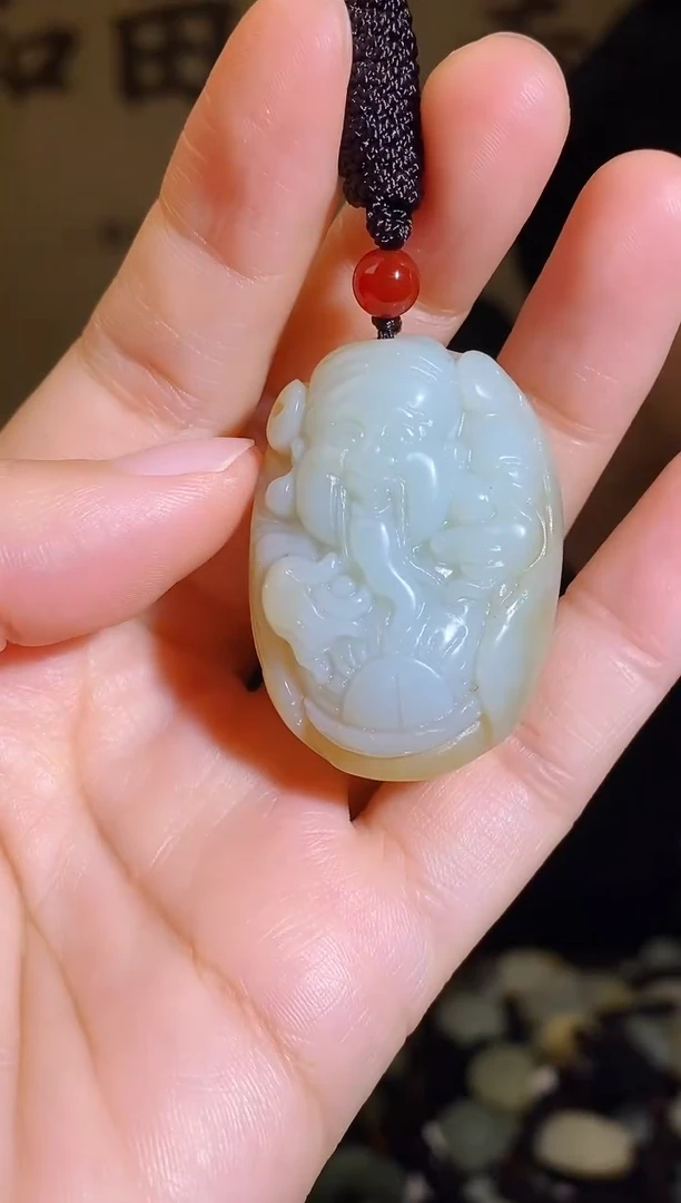颈饰未镶嵌和田玉1