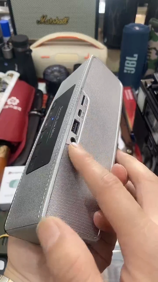瓷片闪购商品 如图所示