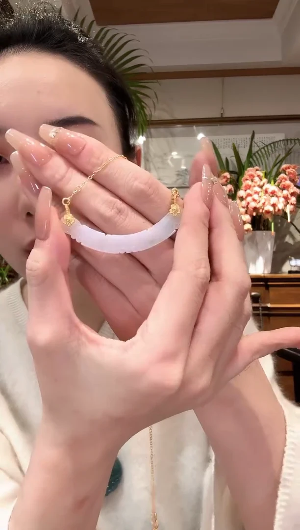 【闪购商品】翡翠颈饰未镶嵌国风