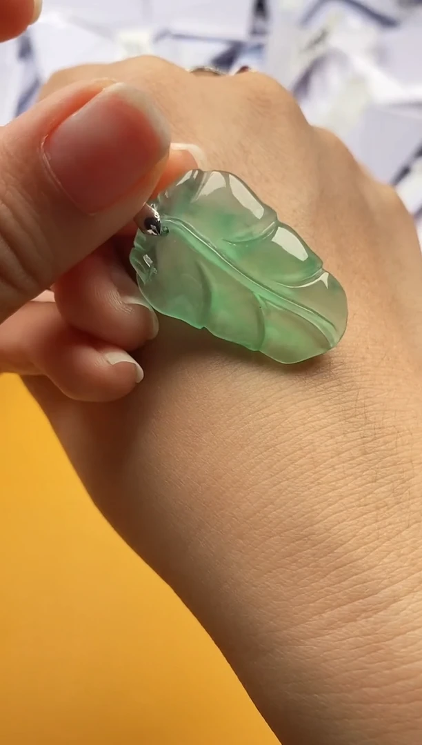 高端甄选吊坠（一物一图）1000019