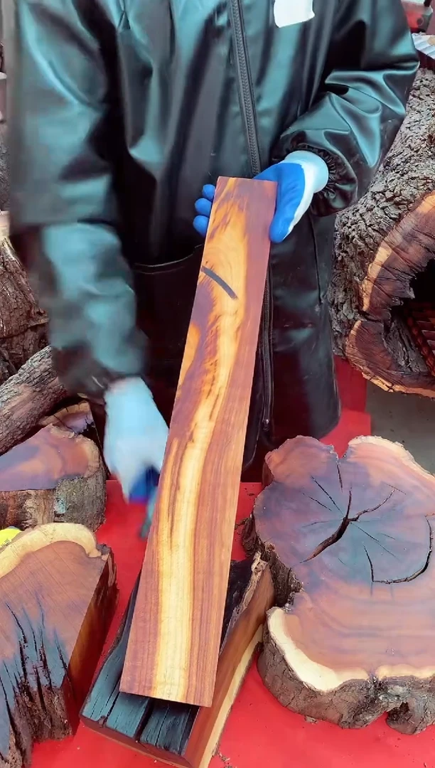 【闪购商品】桃木【9】号原木段，尺寸随行