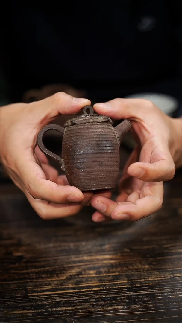 全手工制作 重工 南蛮 紫砂 重肌理  正把壶  120cc