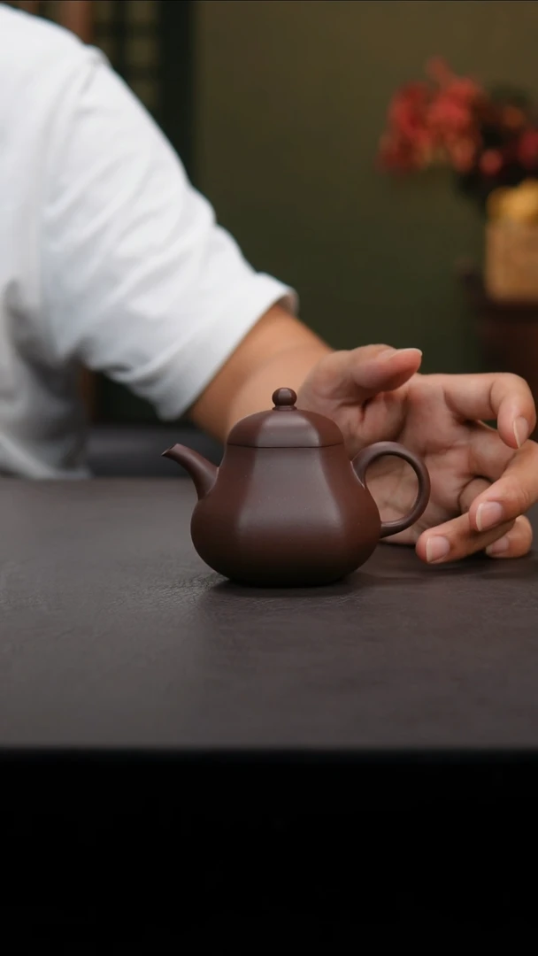 茶壶紫砂知**多六方梨形130cc