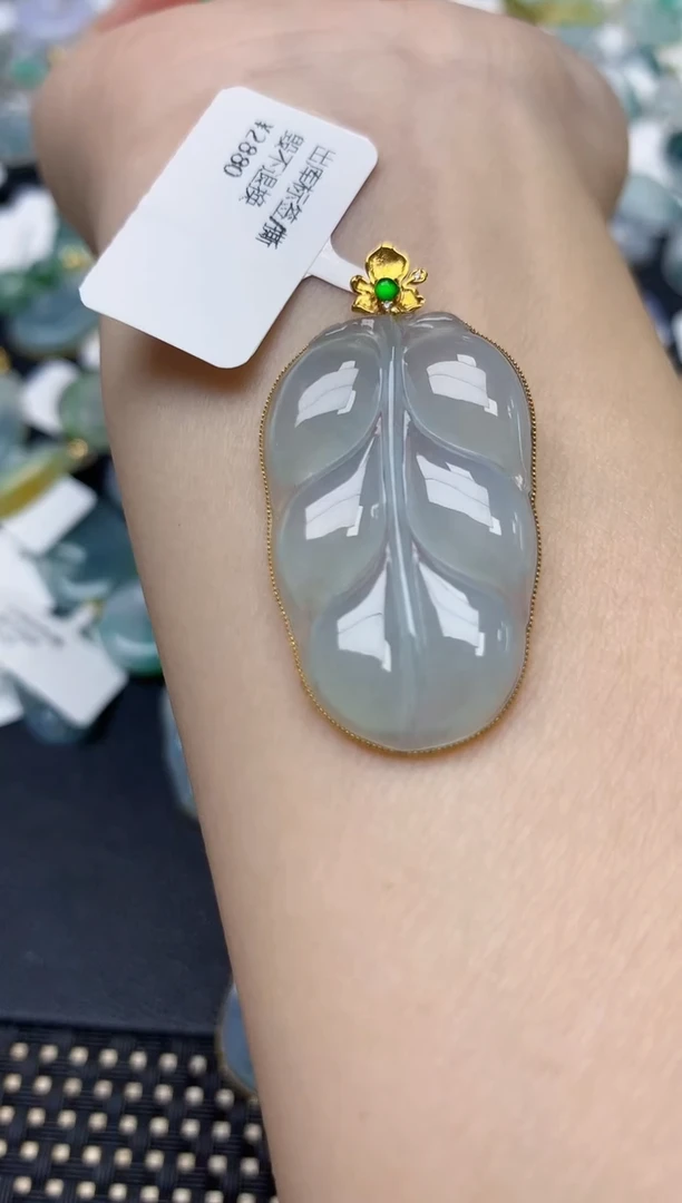 颈饰18K金镶嵌翡翠菲**去天然缅甸A货翡翠1
