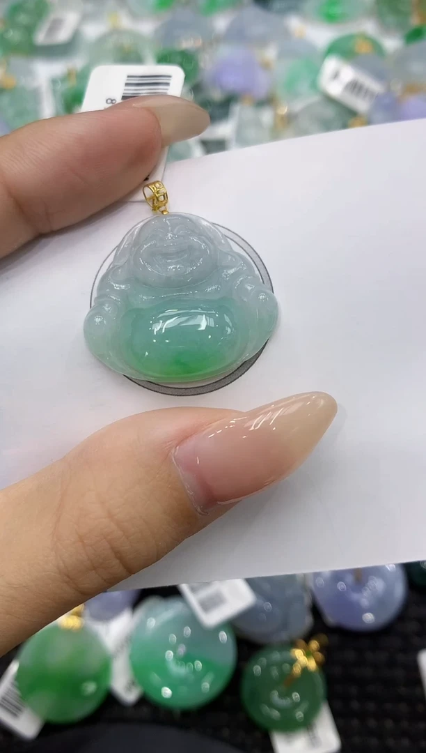 颈饰18K金镶嵌翡翠111111111111
