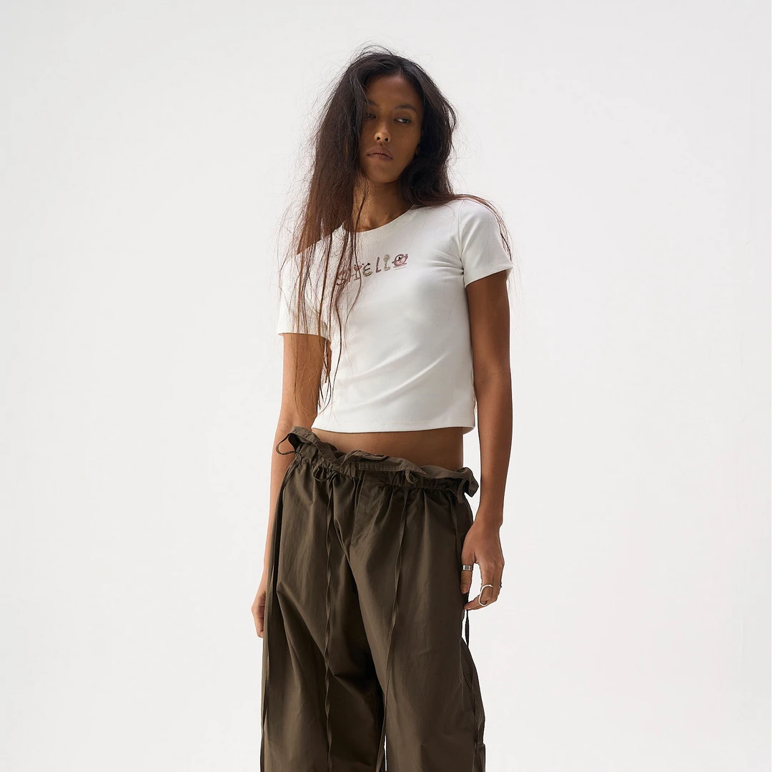 SHELLE ARTISTE干杯吧钉珠T恤