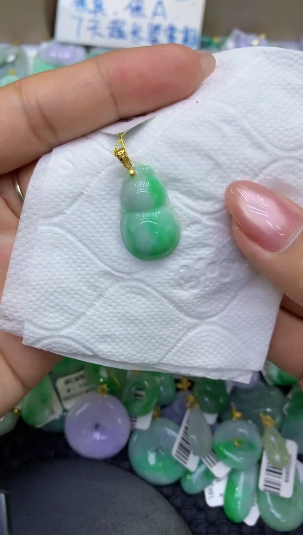 颈饰未镶嵌翡翠天然缅甸A货翡翠