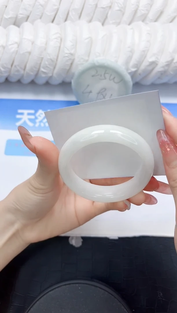 和田玉手镯未镶嵌192-54