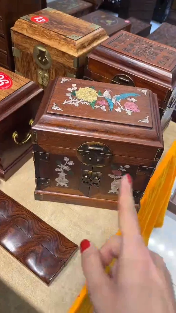 【闪购商品】贡木花开富贵螺钿官箱