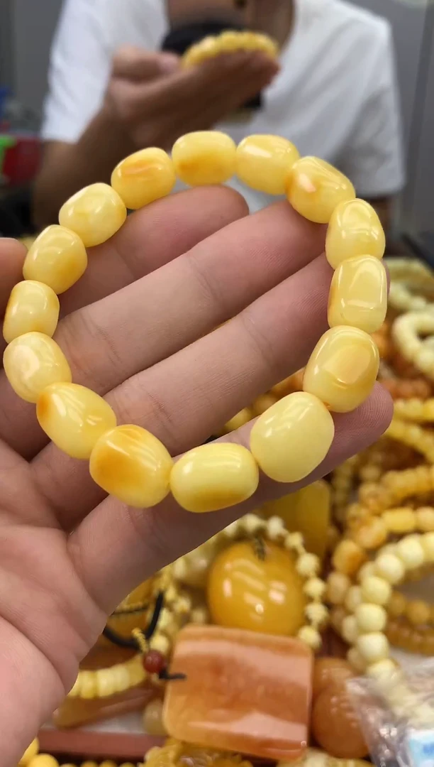 裸石蜜蜡未镶嵌手串