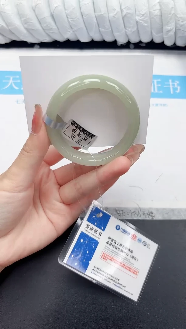 未镶嵌手镯石英质玉41-53.3D