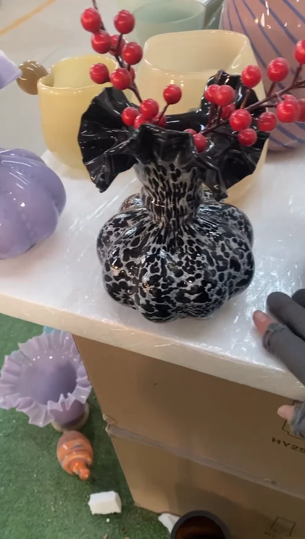 【闪购商品】玻璃165 M1