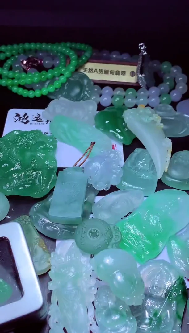 未镶嵌定制翡翠R**?翡翠毛货定制