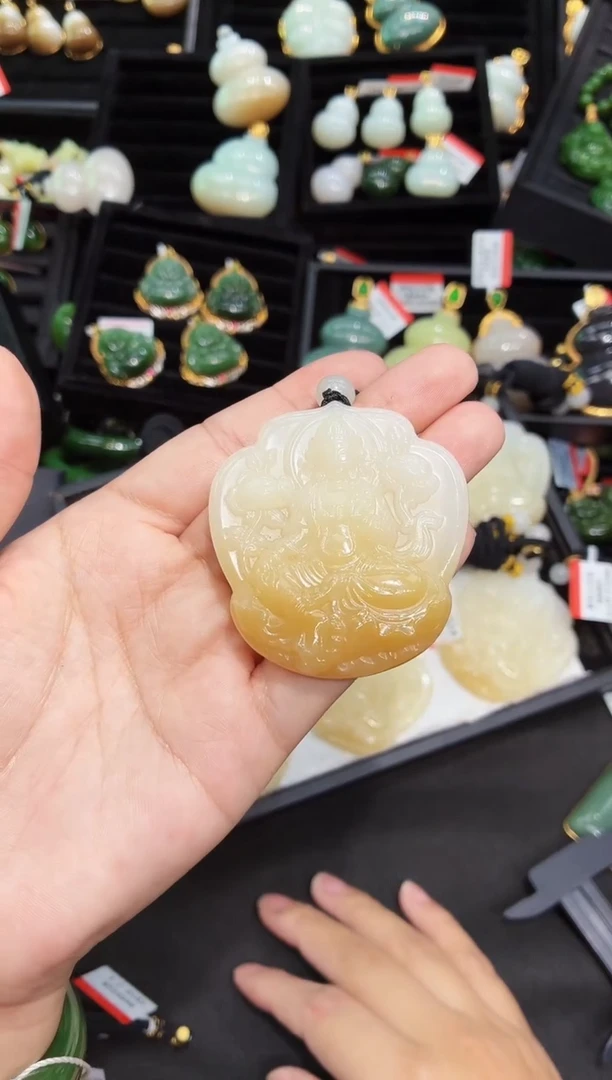 套链未镶嵌和田玉55MM 多样性发一