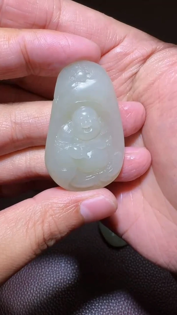 未镶嵌和田玉挂件和田玉